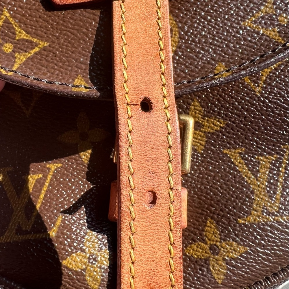 Louis Vuitton Chantilly PM - Picture 11 of 16